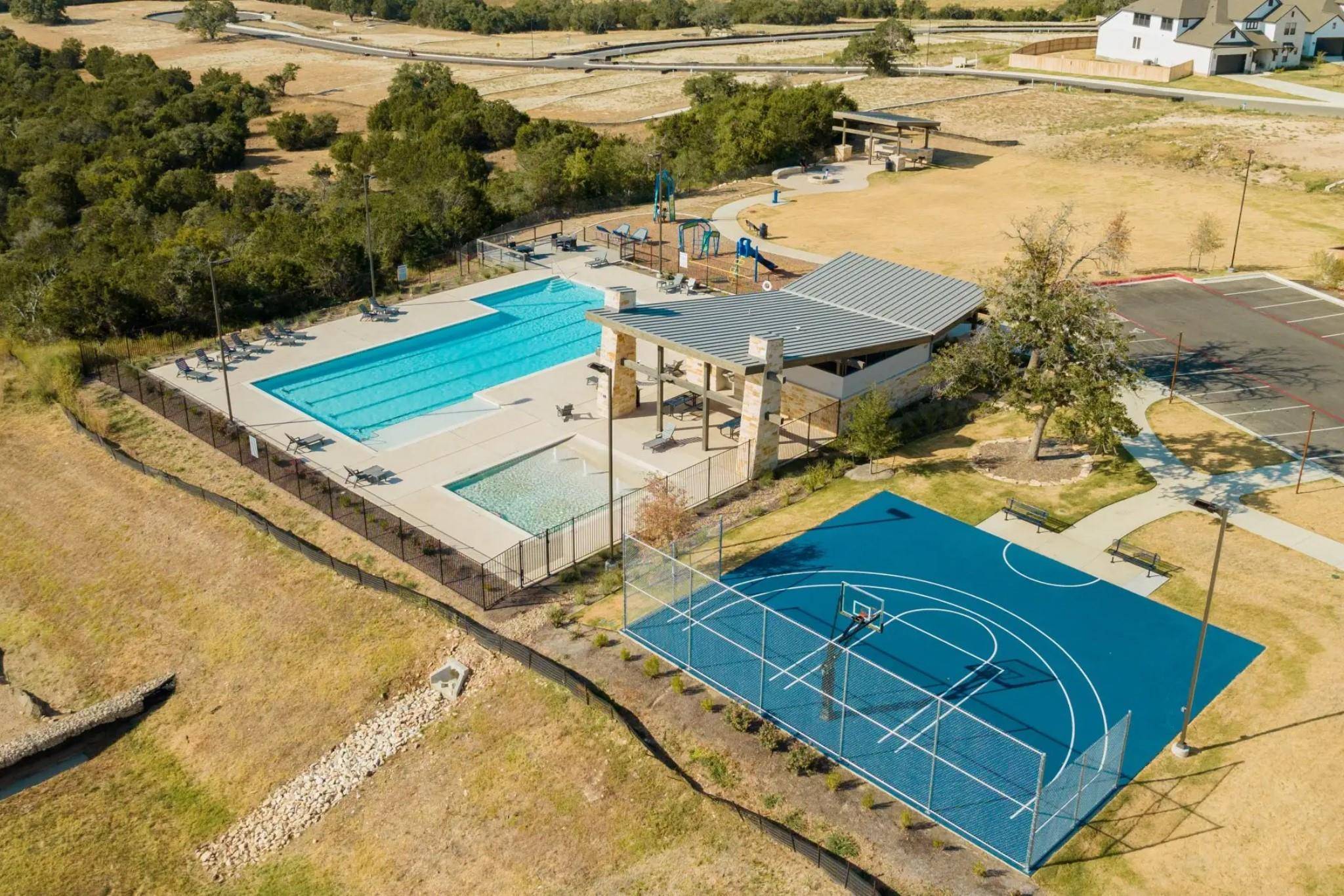 1117 River Bank LN, Georgetown, TX 78628