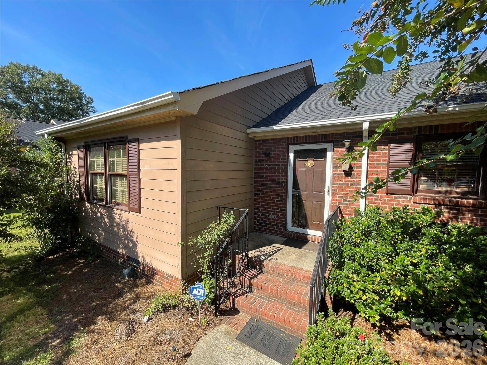1300 Larchmont PL #701, Salisbury, NC 28144