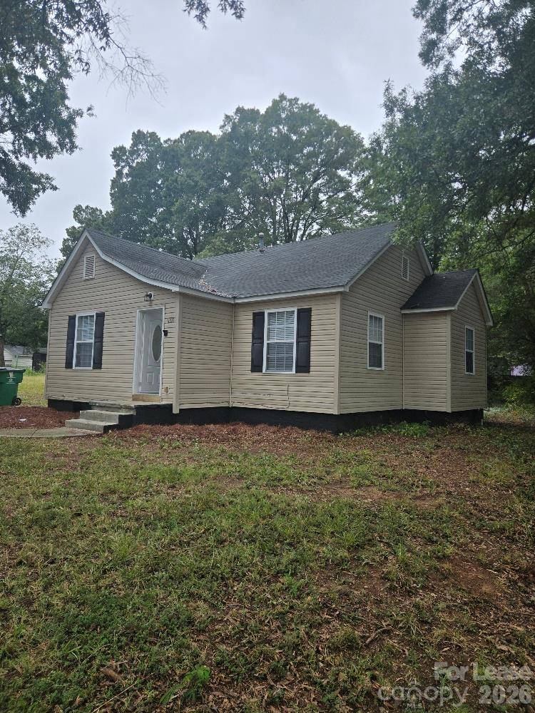 1200 Cheshire AVE, Charlotte, NC 28208