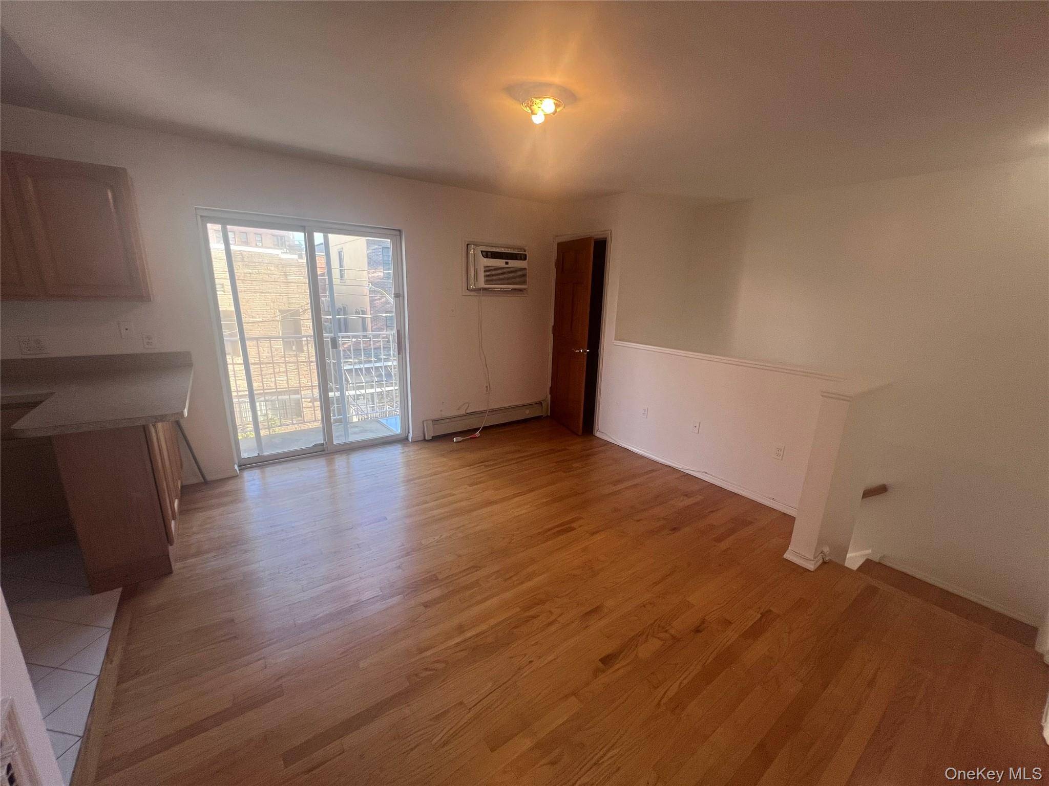 2312 32nd ST, Astoria, NY 11105