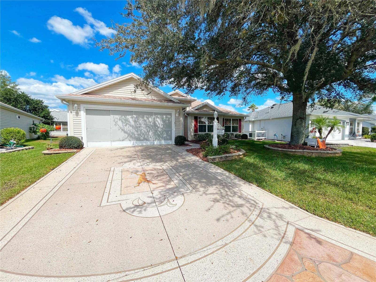 3209 HAMPTON LN, The Villages, FL 32162