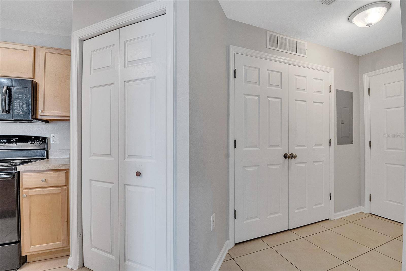 5974 LAKE POINTE VILLAGE CIR #110, Orlando, FL 32822