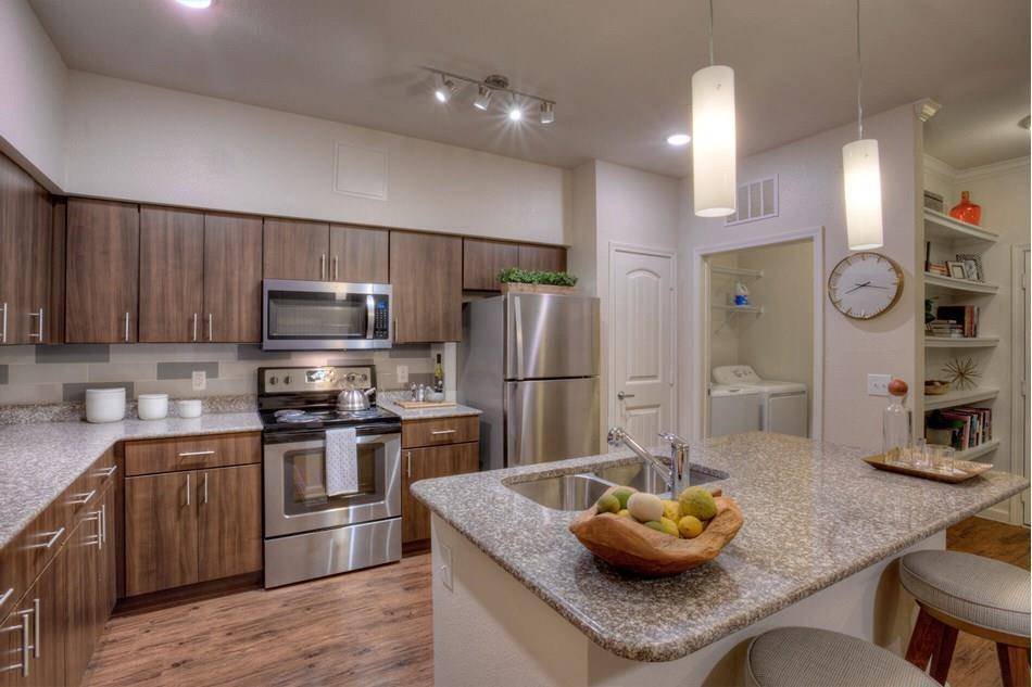 1200 Estancia PKWY #1438, Austin, TX 78748