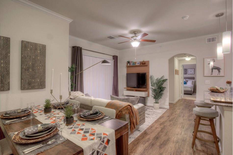 1200 Estancia PKWY #423, Austin, TX 78748