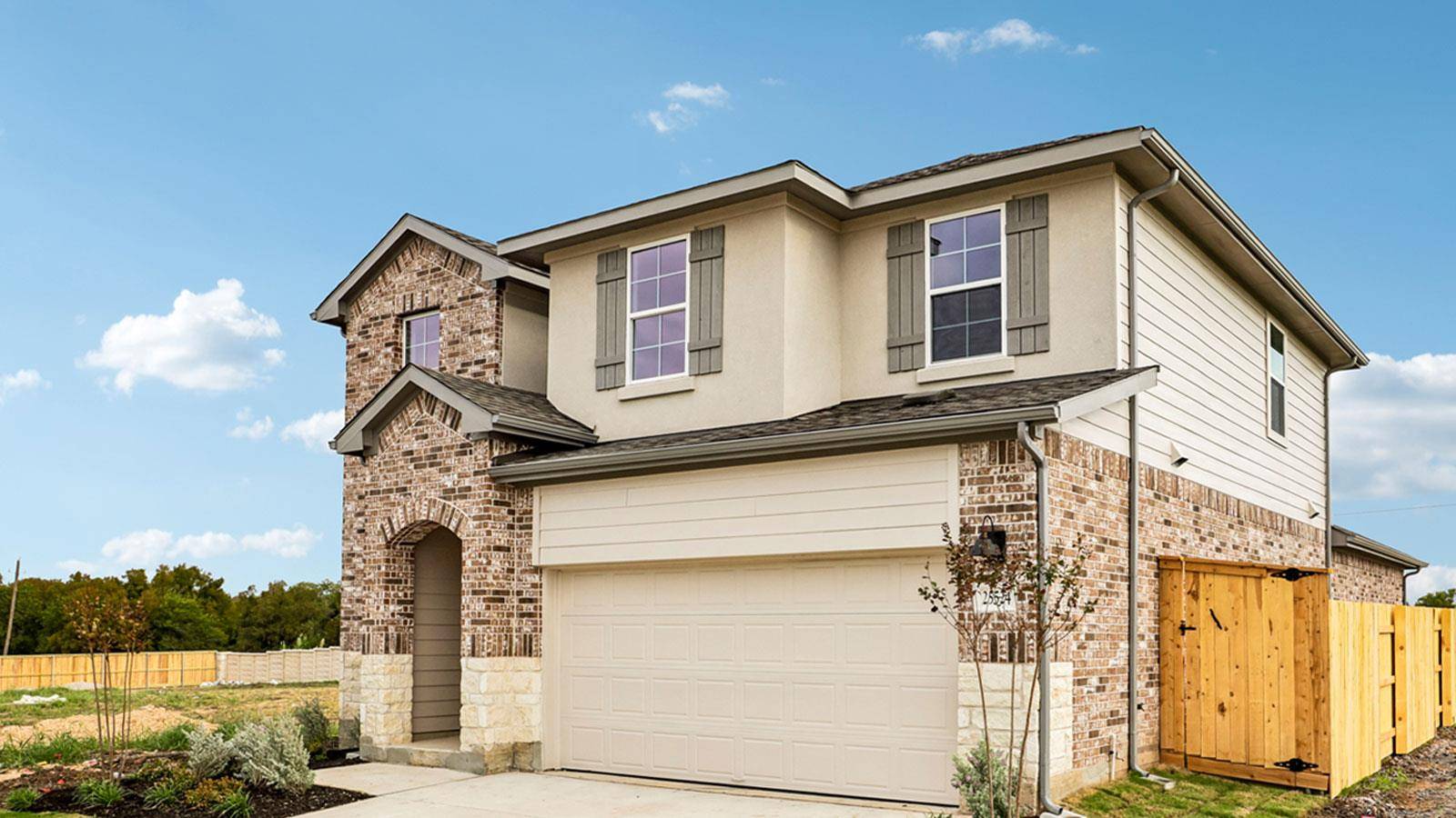 25524 Farmers Crop LN, Elgin, TX 78621
