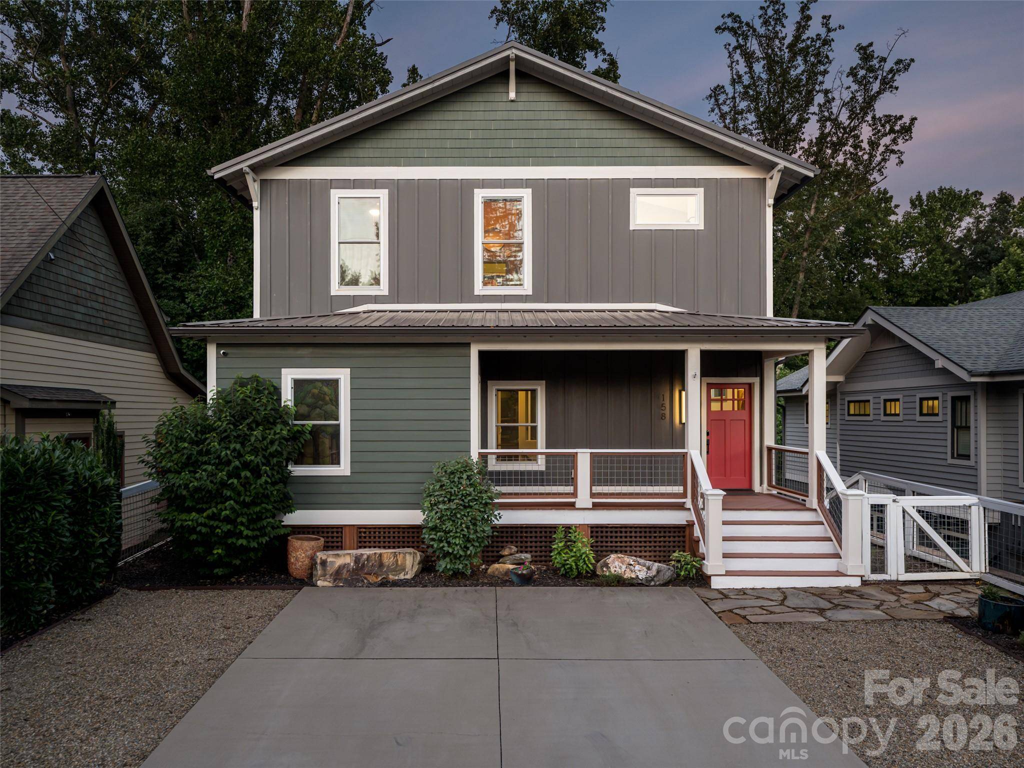 158 Riverview DR, Asheville, NC 28806