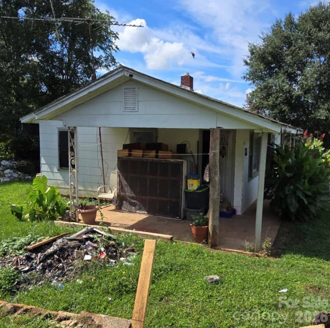 123 Shasta LN, Mooresboro, NC 28114