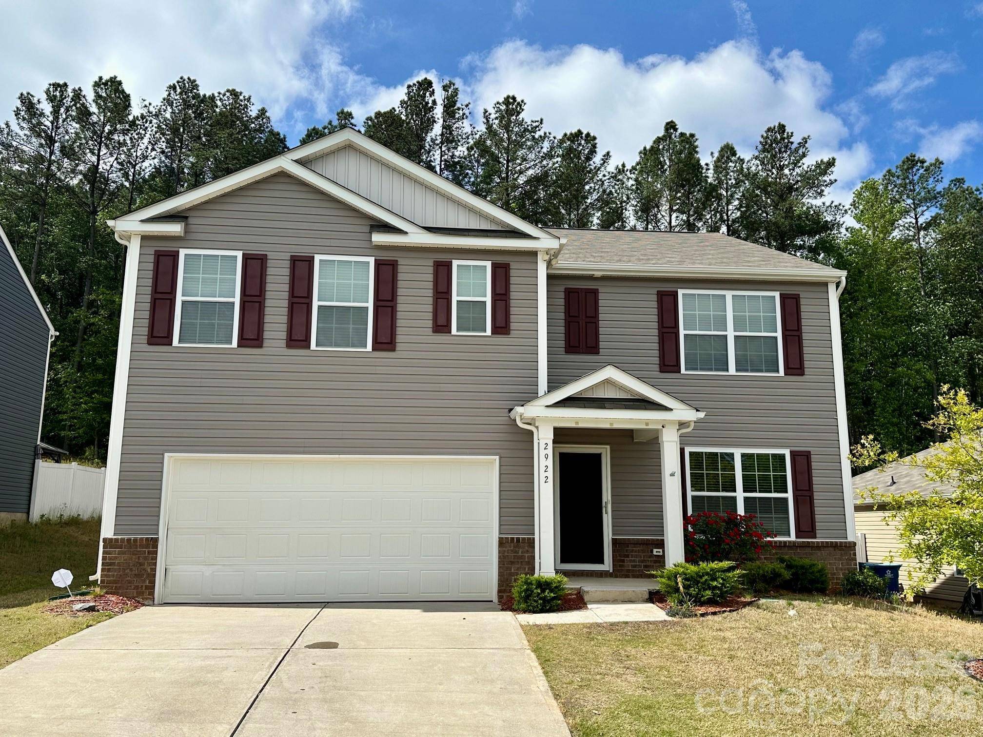 2922 Sherrills Stream DR, Sherrills Ford, NC 28673