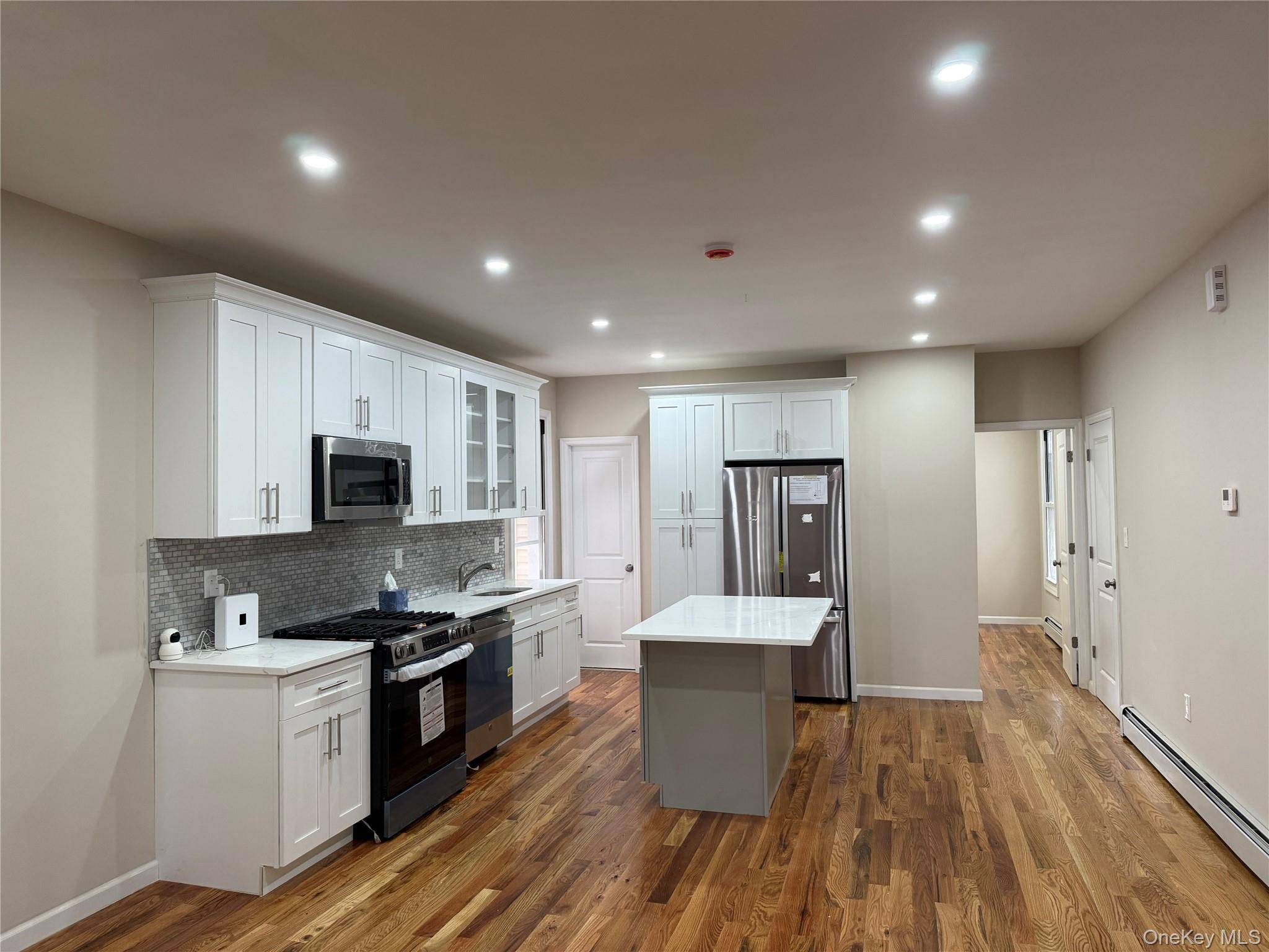 389 Warwick ST, Brooklyn, NY 11207