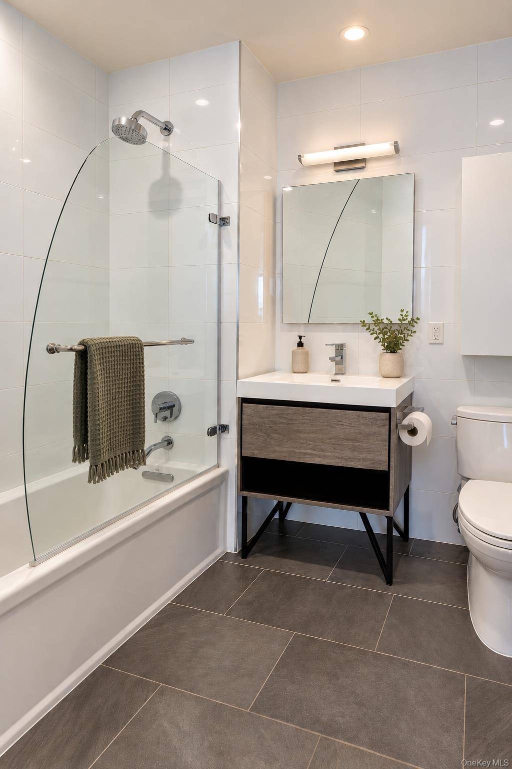 225 E 138 AVE #507, Bronx, NY 10451