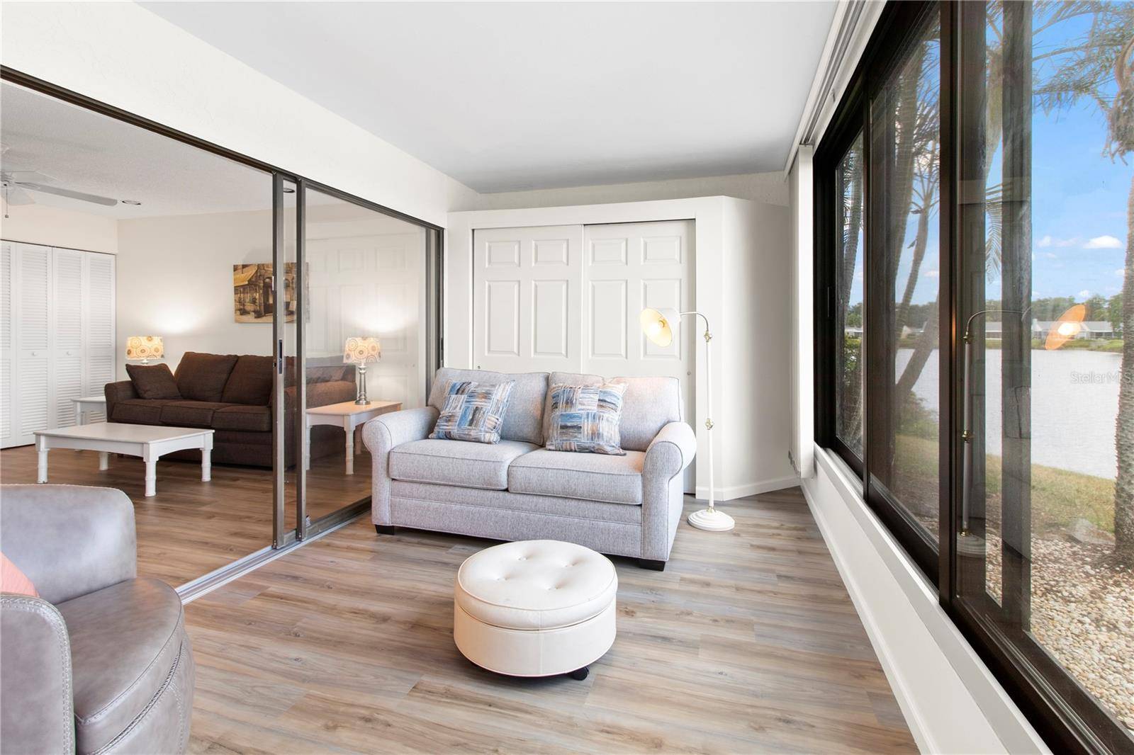 220 LAKEWOOD DR #220, Bradenton, FL 34210