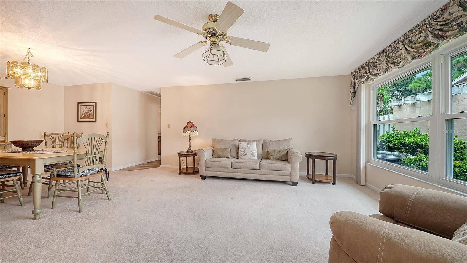 4207 BOWLING GREEN CIR, Sarasota, FL 34233