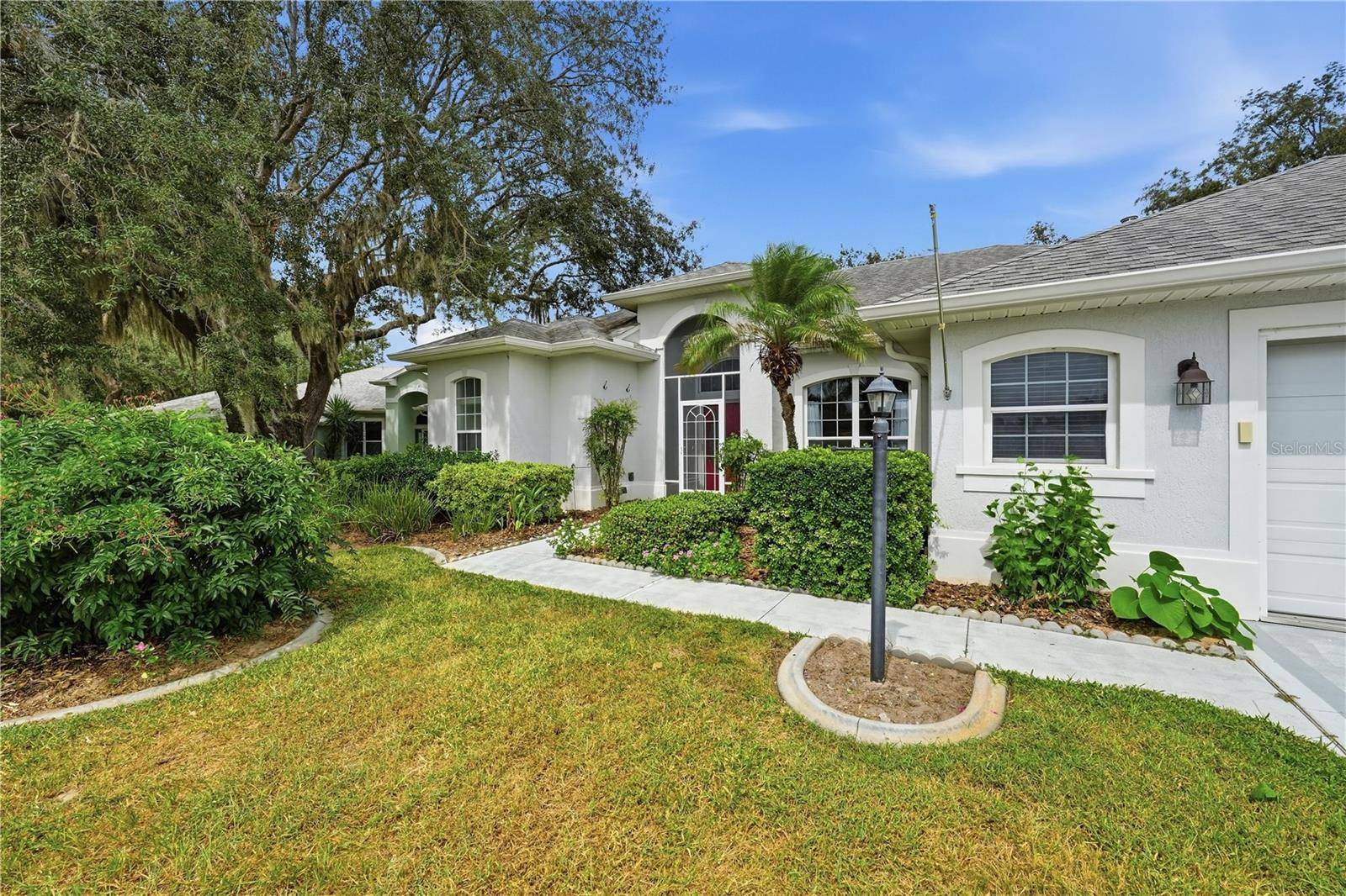 5127 AURORA DR, Leesburg, FL 34748