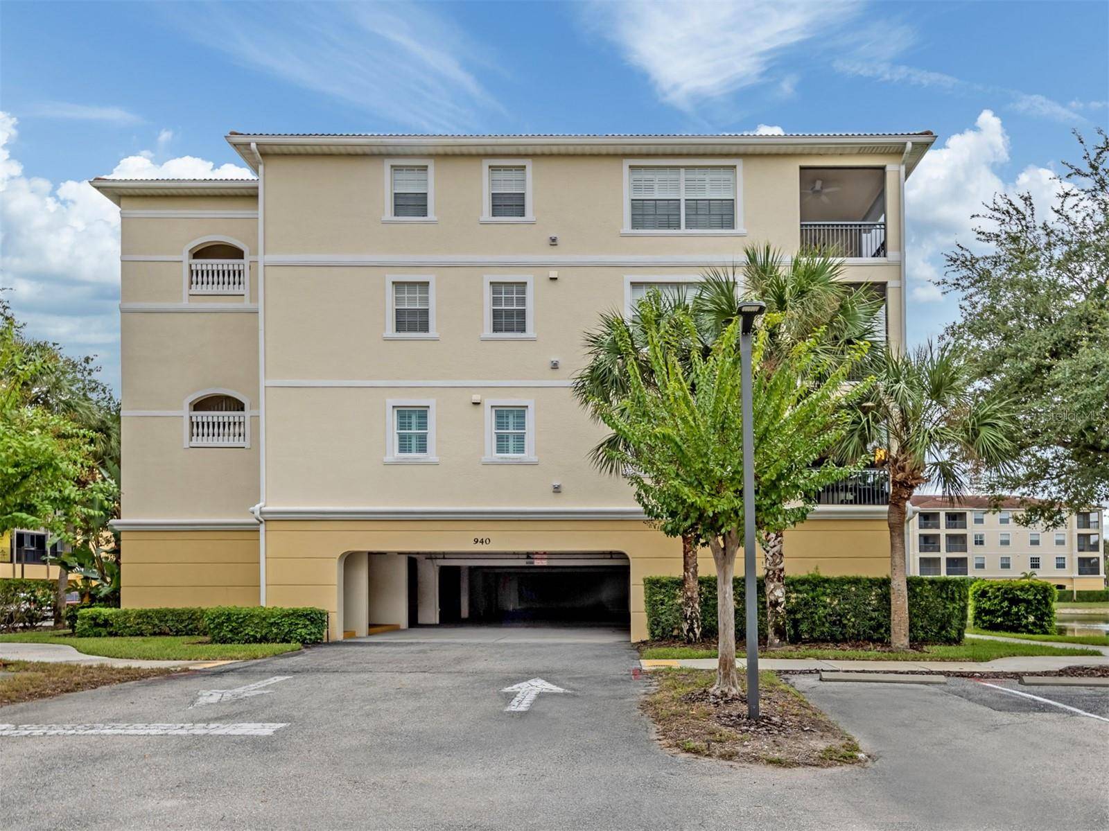940 COOPER ST #202, Venice, FL 34285
