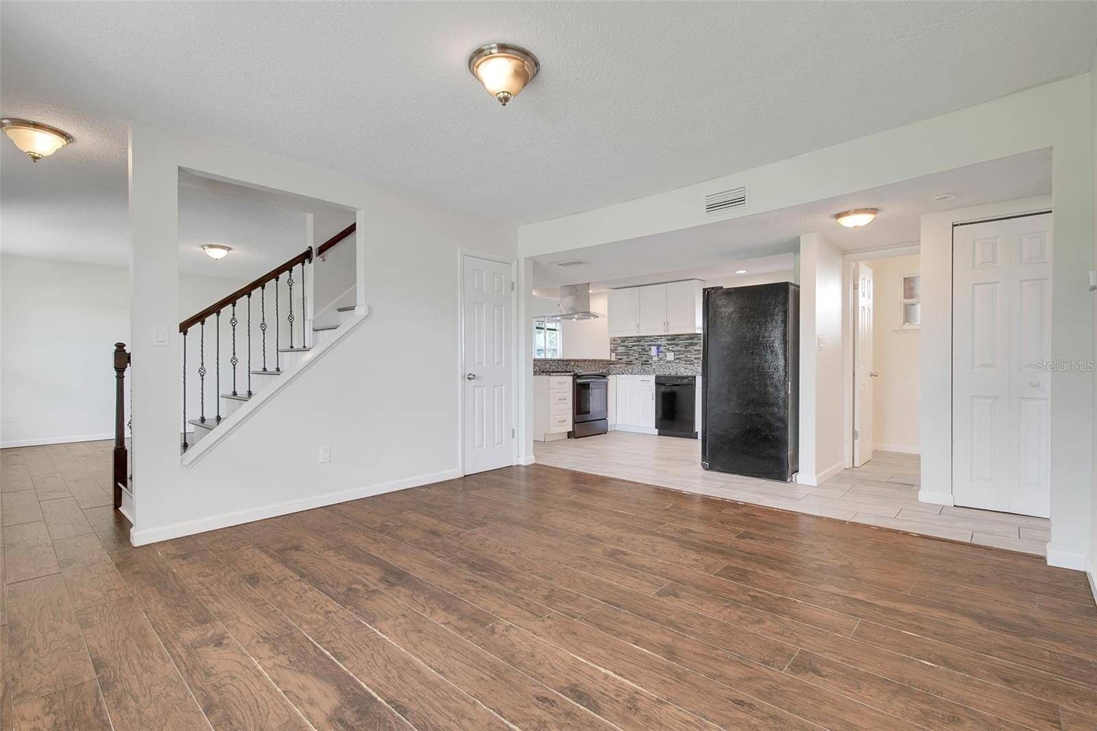 942 CHACE LN NE, Palm Bay, FL 32905