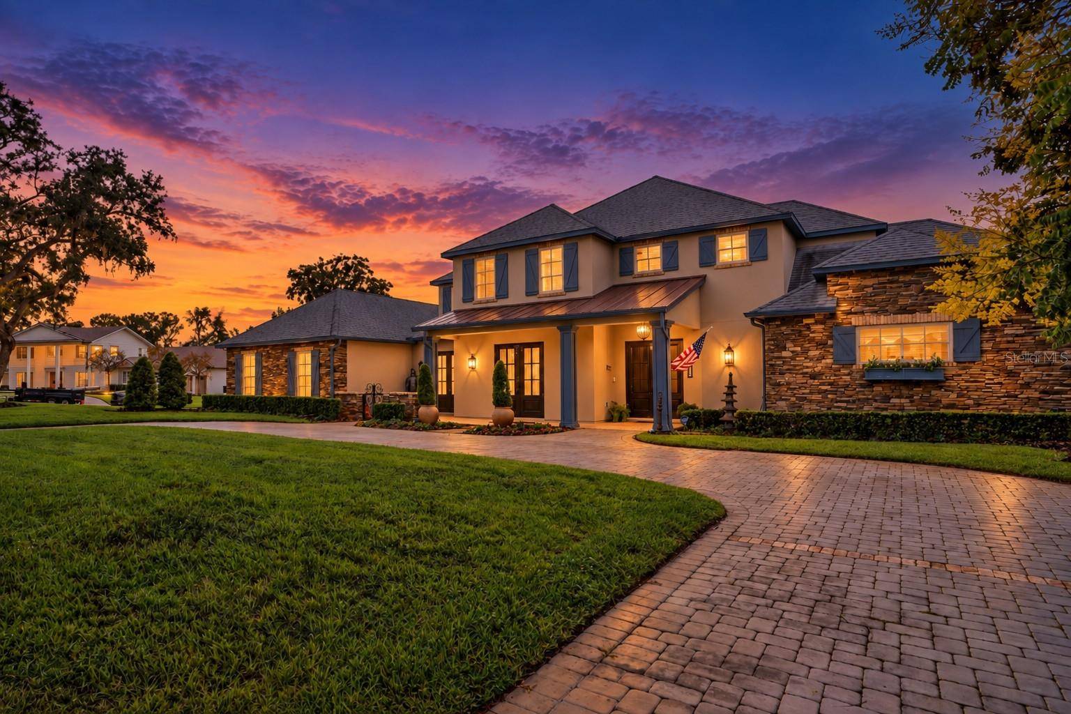 8804 BAY HILL BLVD, Orlando, FL 32819