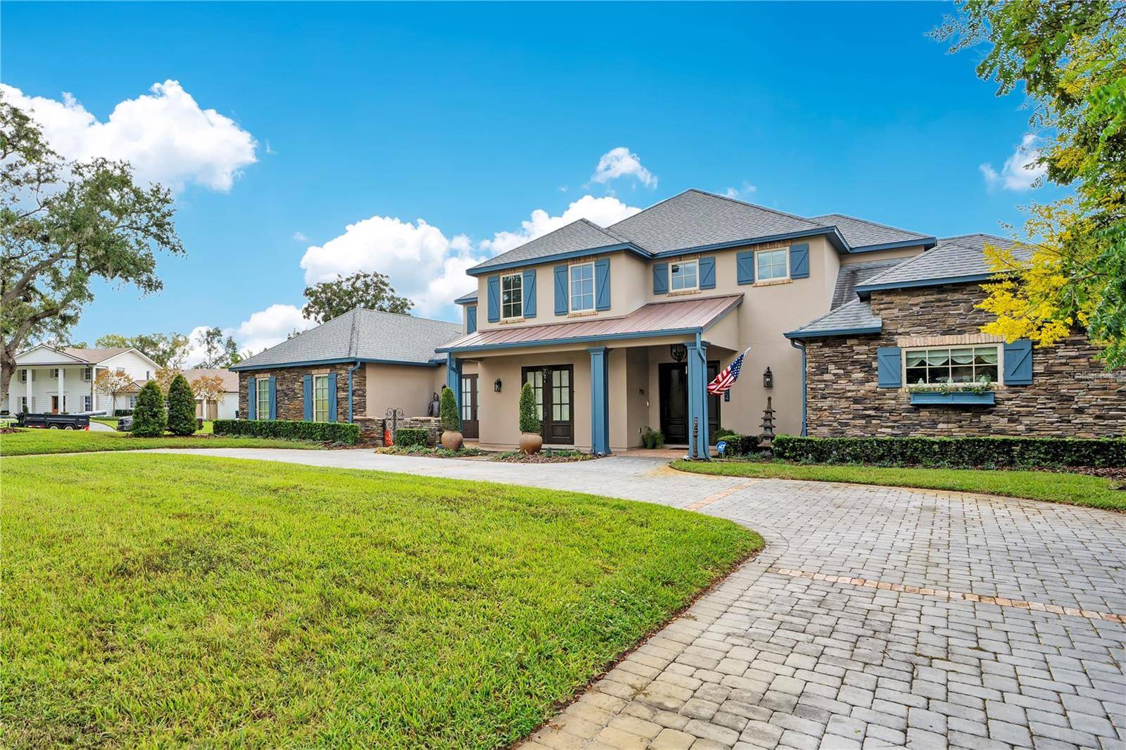 8804 BAY HILL BLVD, Orlando, FL 32819