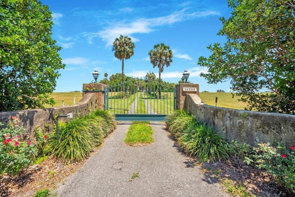 14365 SE HIGHWAY 42, Weirsdale, FL 32195