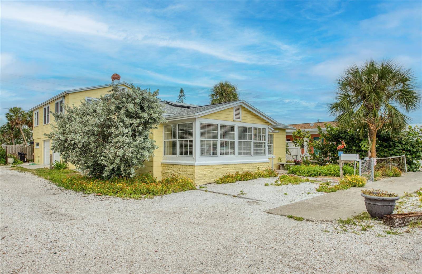 102 11TH AVE, St Pete Beach, FL 33706