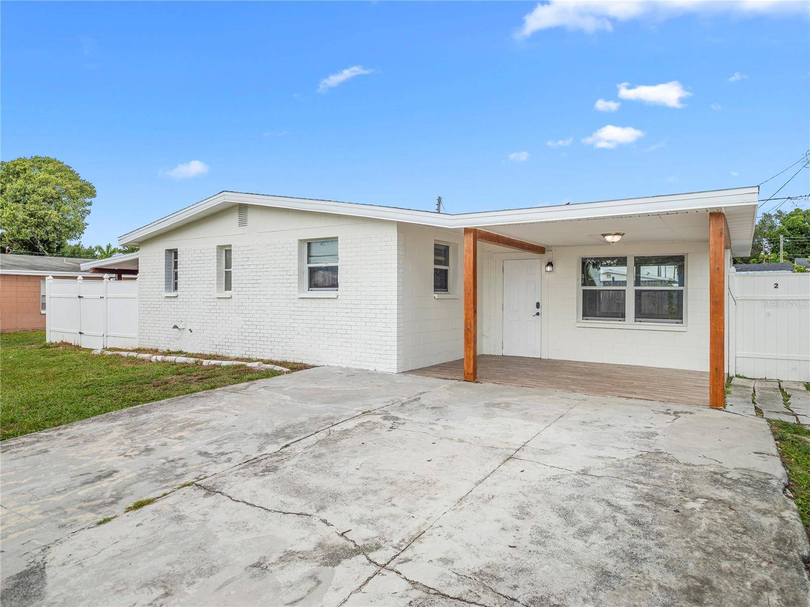 4535 W MINNEHAHA ST, Tampa, FL 33614