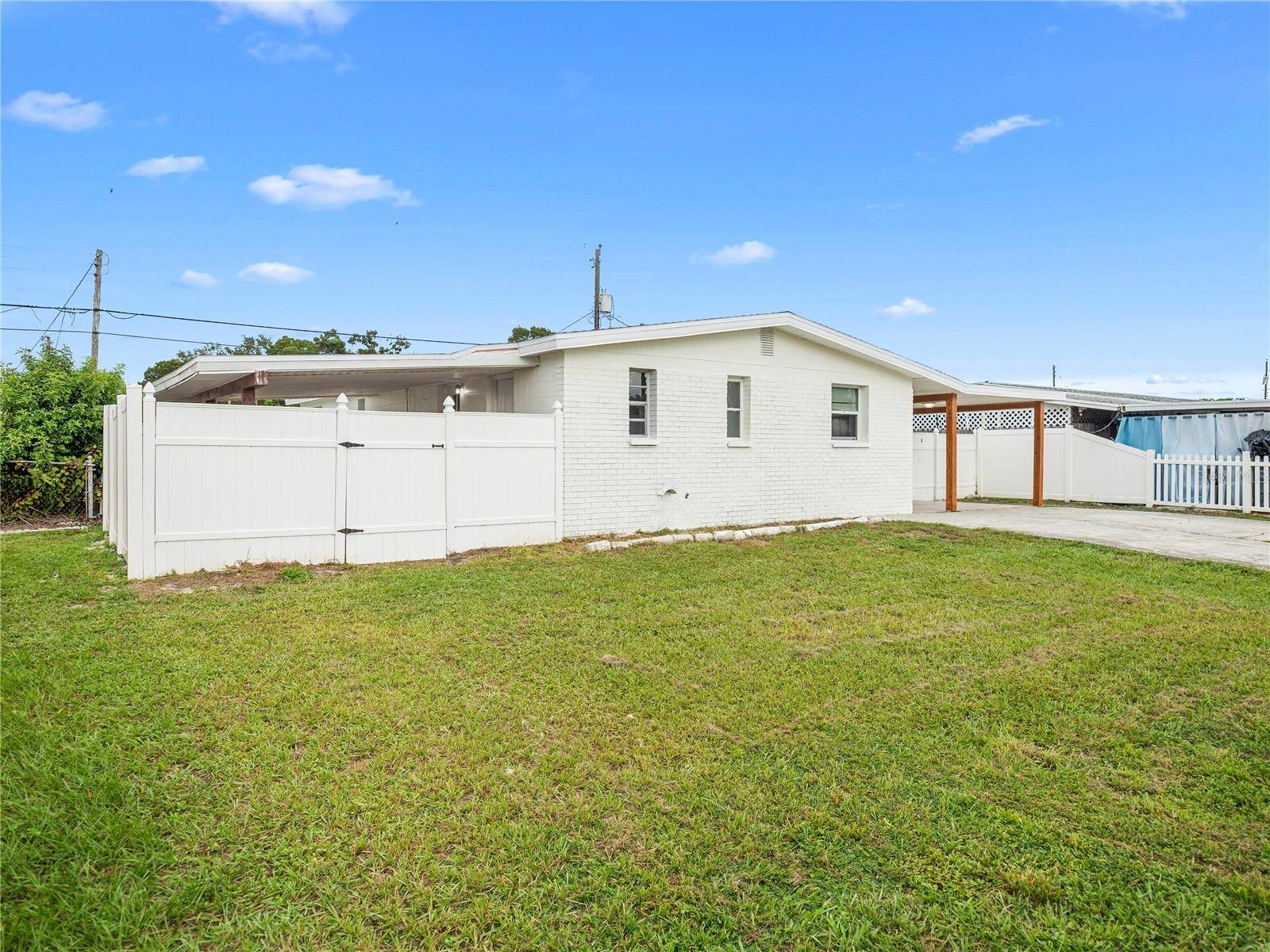 4535 W MINNEHAHA ST, Tampa, FL 33614