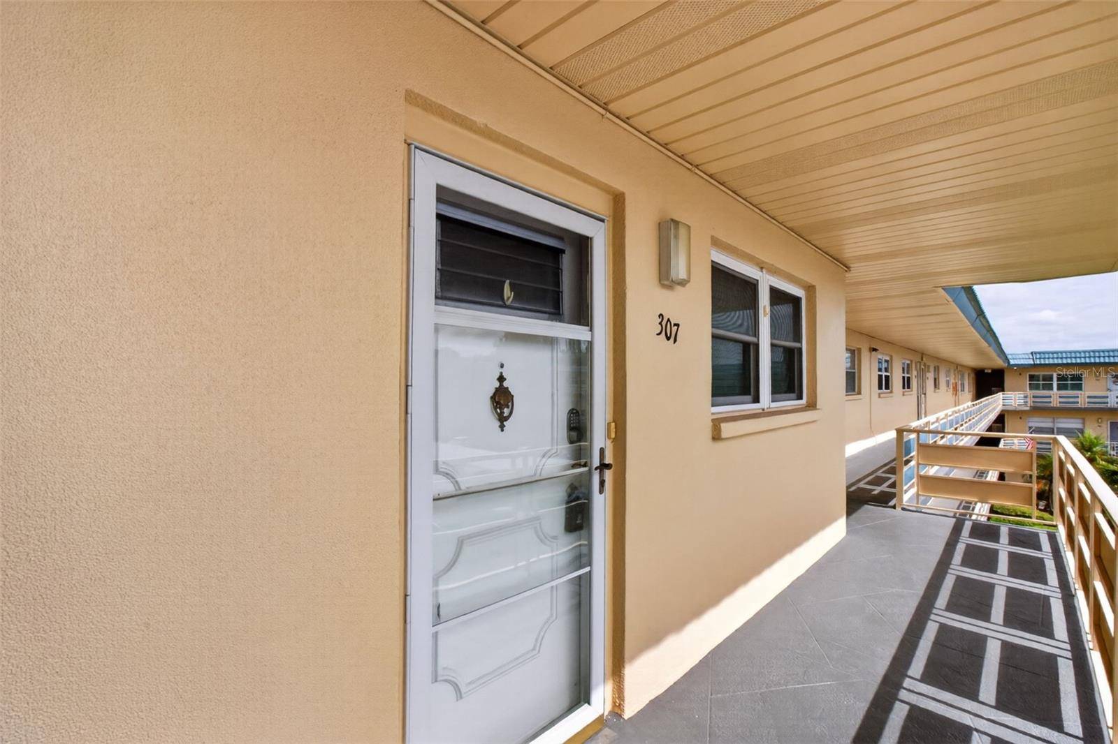 5750 80TH ST N #D307, St Petersburg, FL 33709