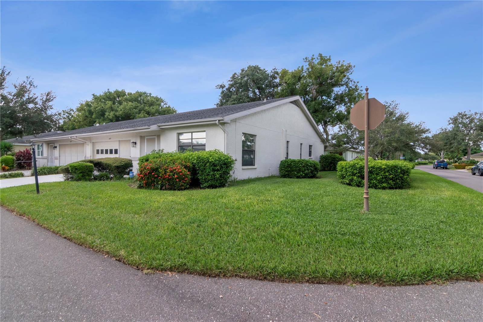 2630 LANCASTER DR, Sun City Center, FL 33573