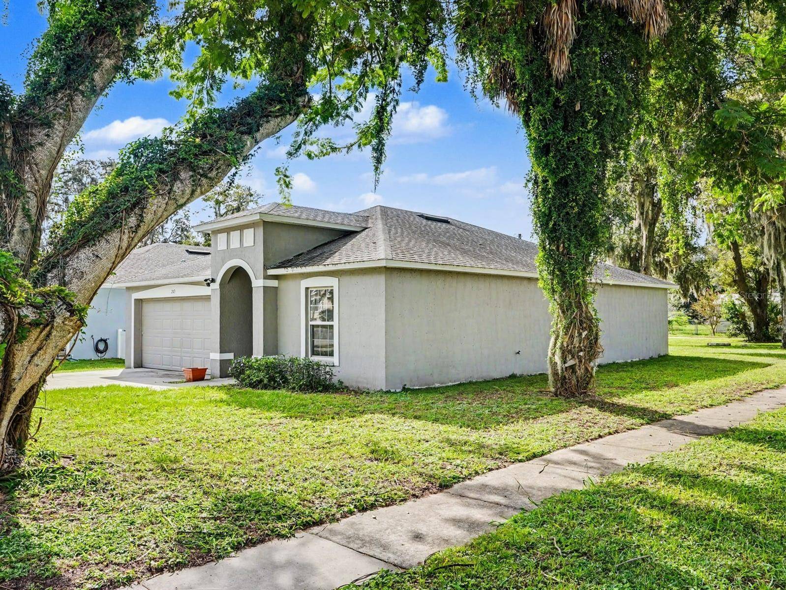 203 MAPLE STREET EAST, Davenport, FL 33837