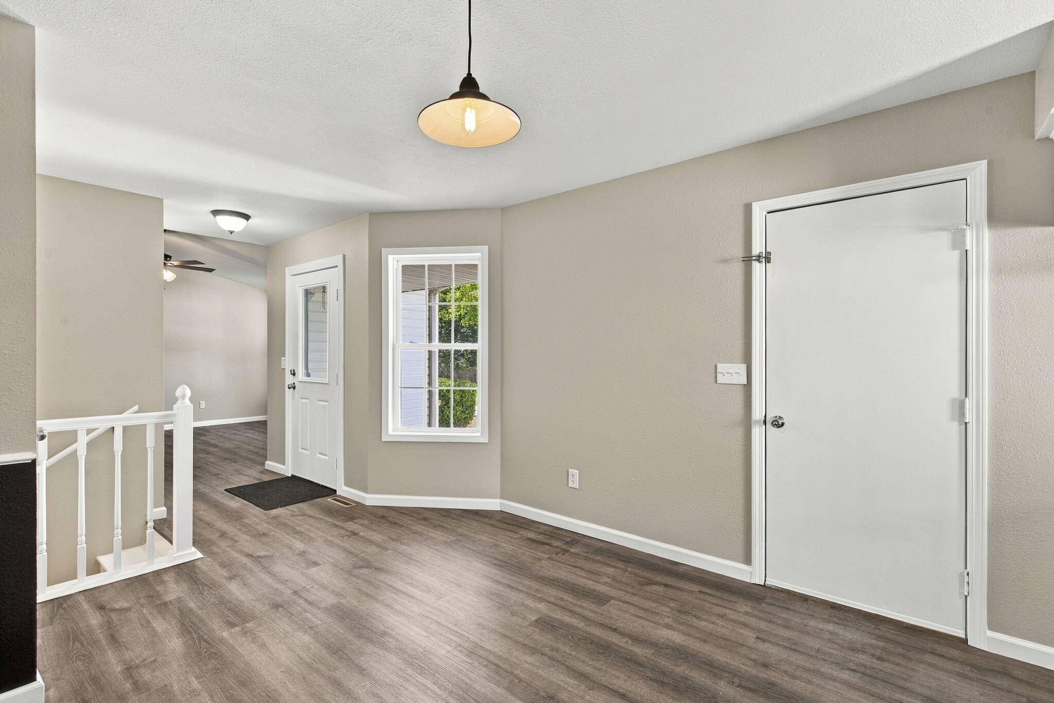 2702 S. 14th ST, Ozark, MO 65721