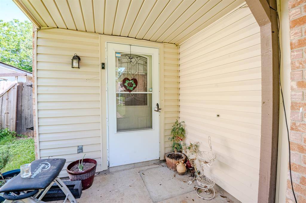 7105 Pineberry Road, Dallas, TX 75249