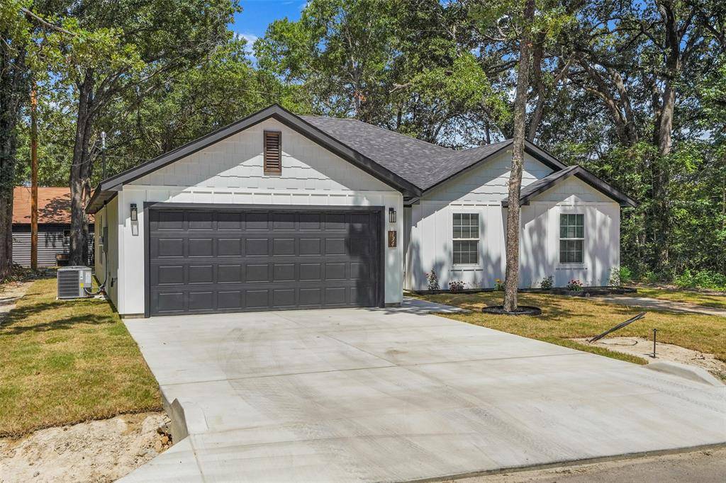 134 Sierra Madre Street, Payne Springs, TX 75156