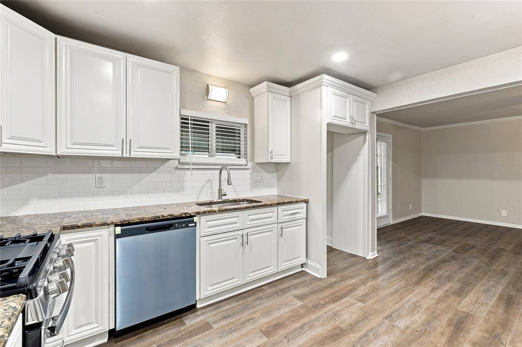 6044 Walnut Drive, Fort Worth, TX 76114