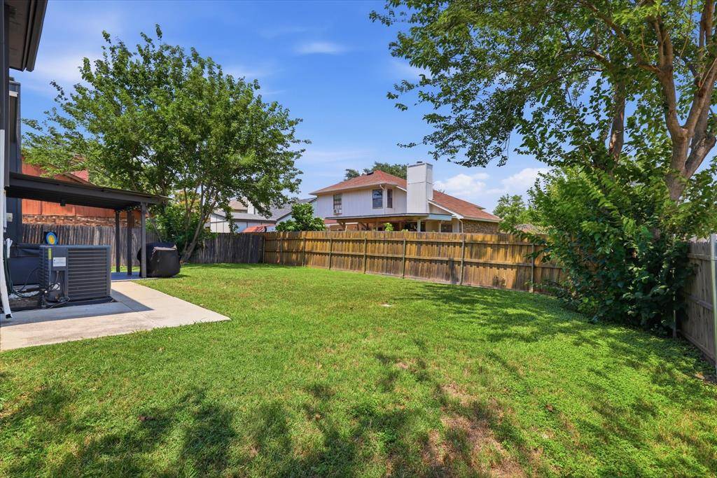 5321 Pocassett Drive, Arlington, TX 76018