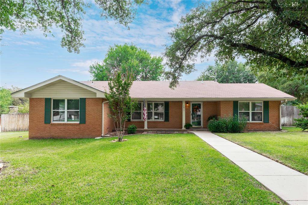 1611 16th Street, Brownwood, TX 76801