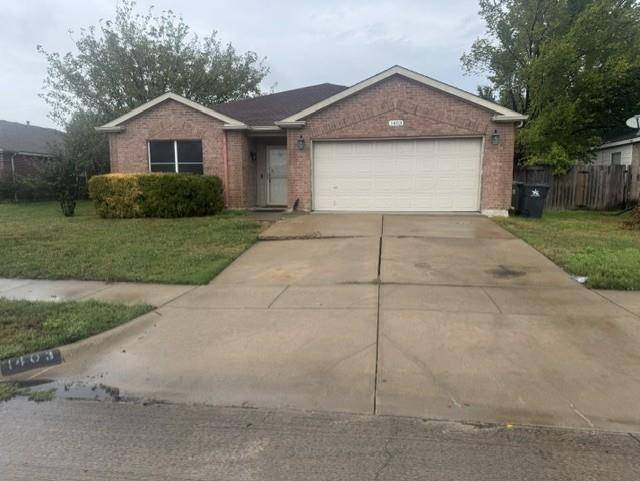 1403 Eveningcrest Court, Arlington, TX 76002