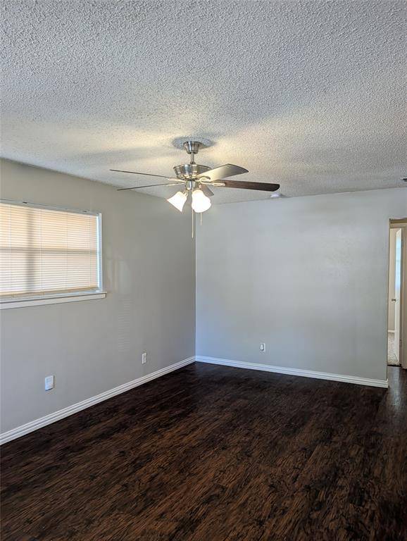 5124 Sears Drive, Fort Worth, TX 76105