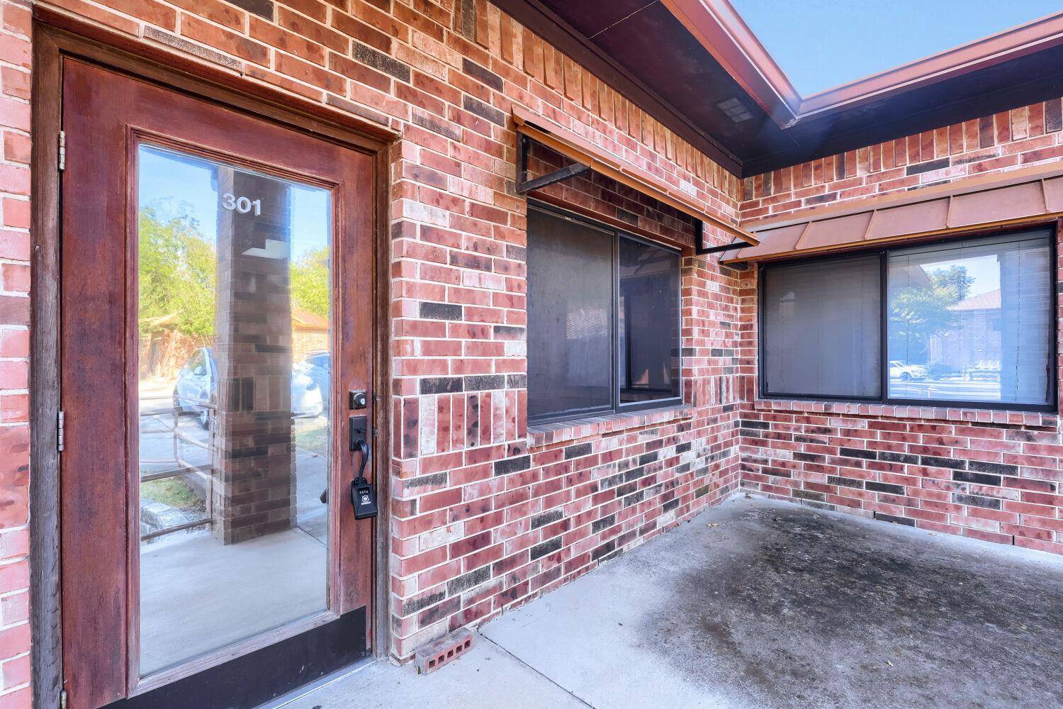 821 Grand Avenue PKWY #301, Pflugerville, TX 78660
