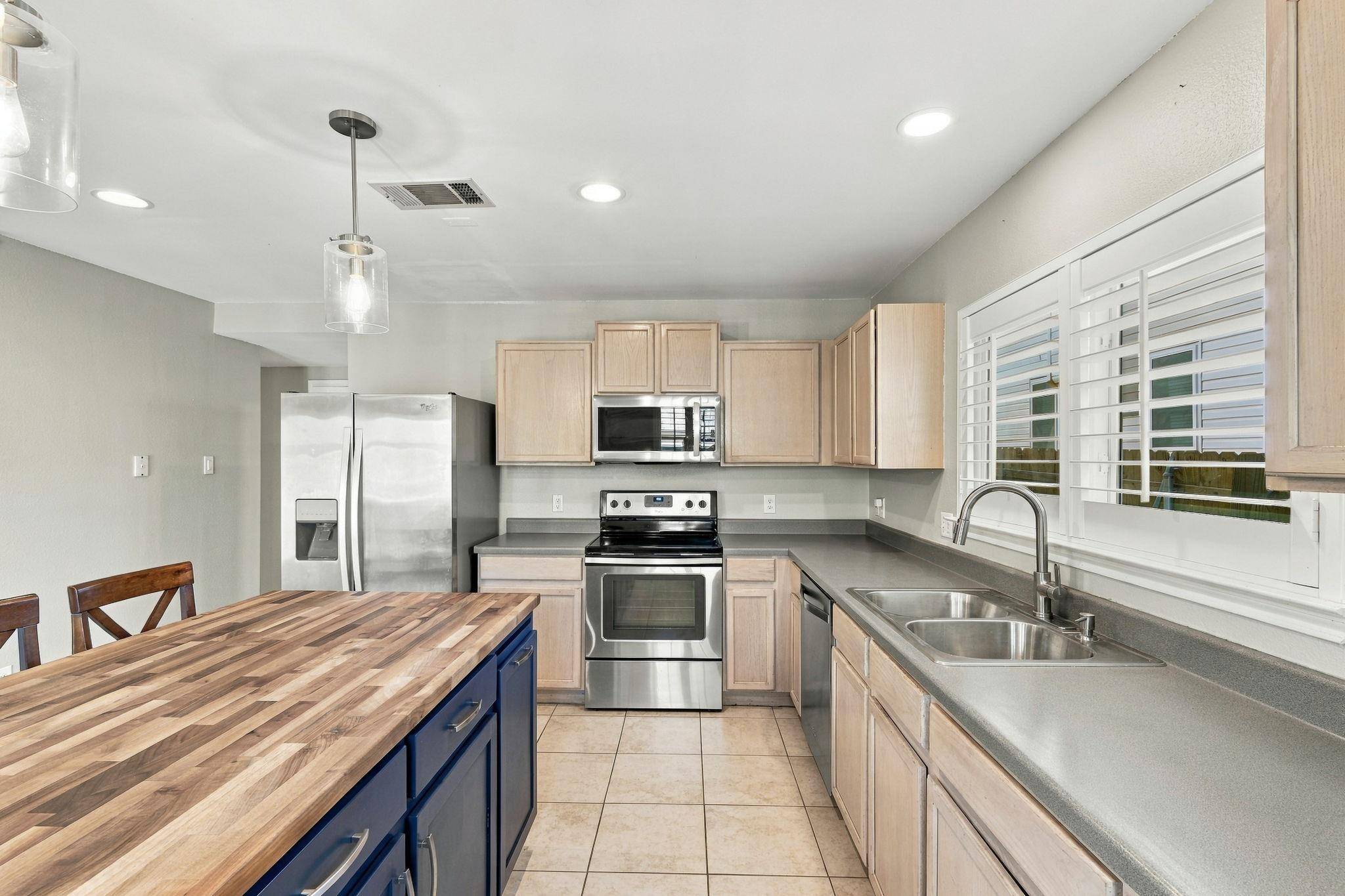 3318 High Cotton WAY, Round Rock, TX 78664