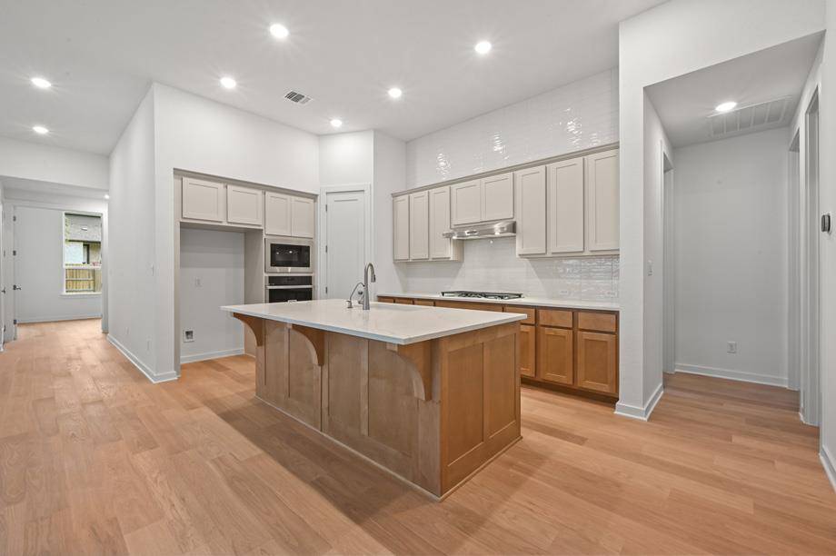 394 Jackson River LOOP, Kyle, TX 78640