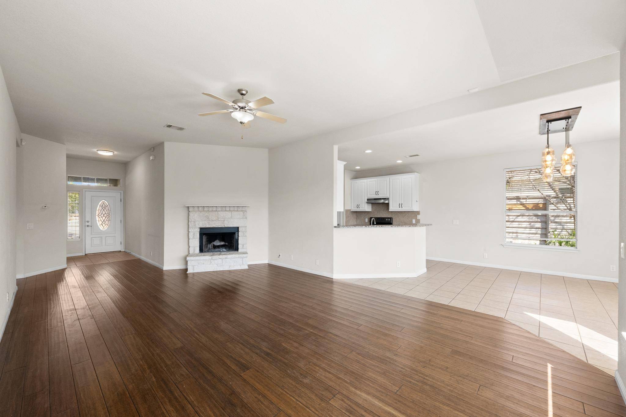 10210 Twin Lake LOOP, Dripping Springs, TX 78620