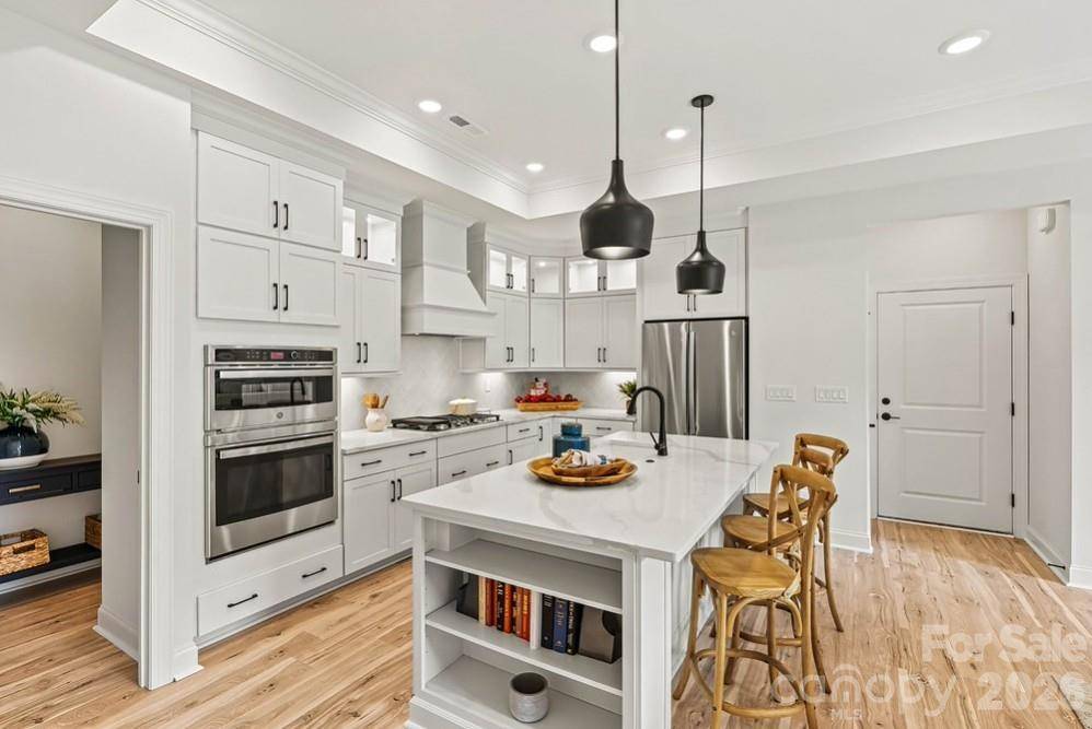 4180 Creek Bridge CIR, Charlotte, NC 28213