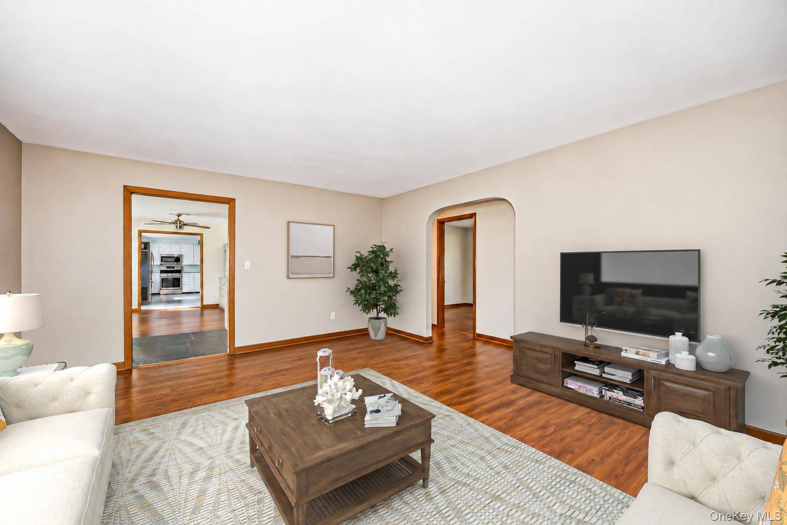 11 Bloomer RD, Lagrangeville, NY 12540