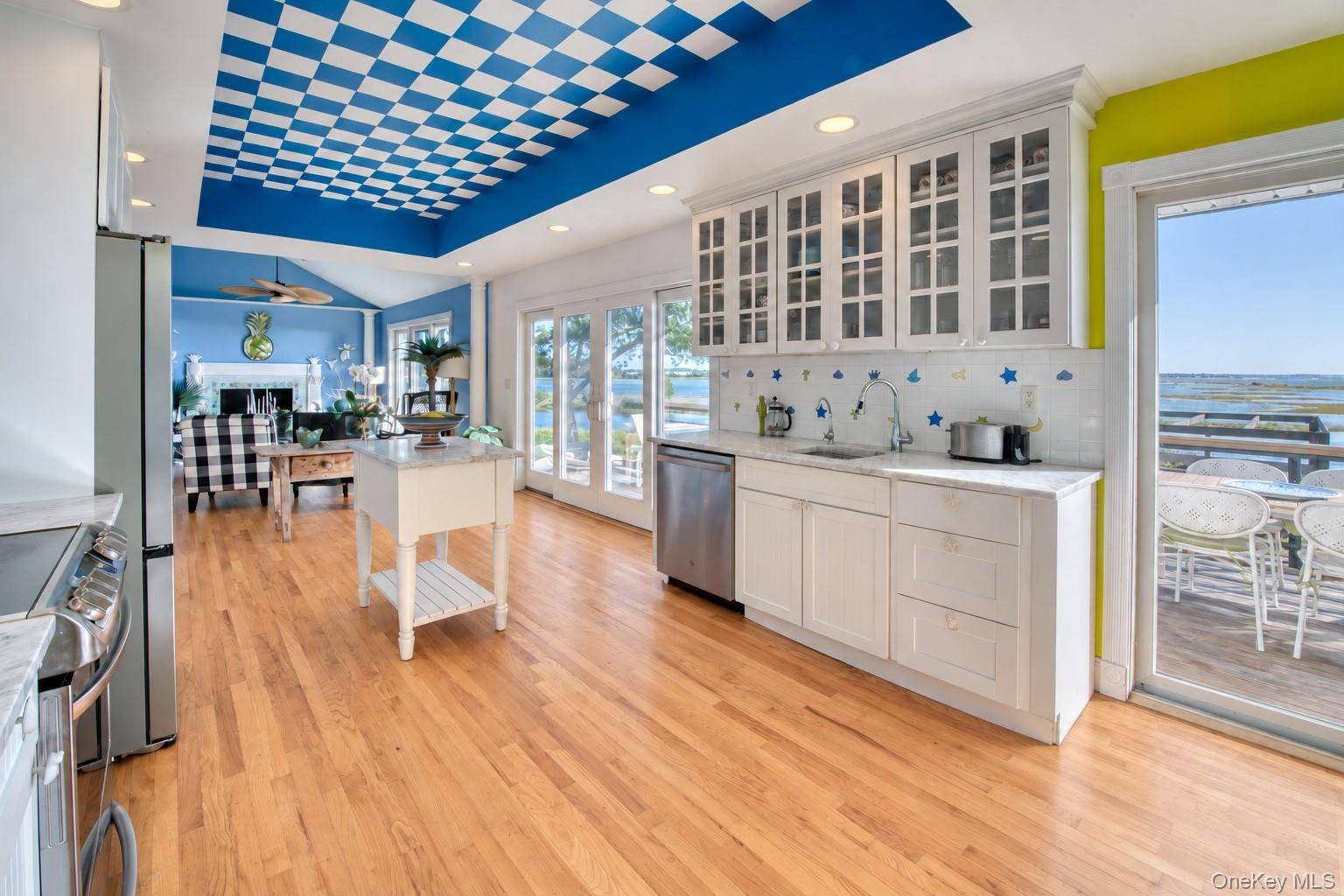1455 Cedar Point DR, Southold, NY 11971
