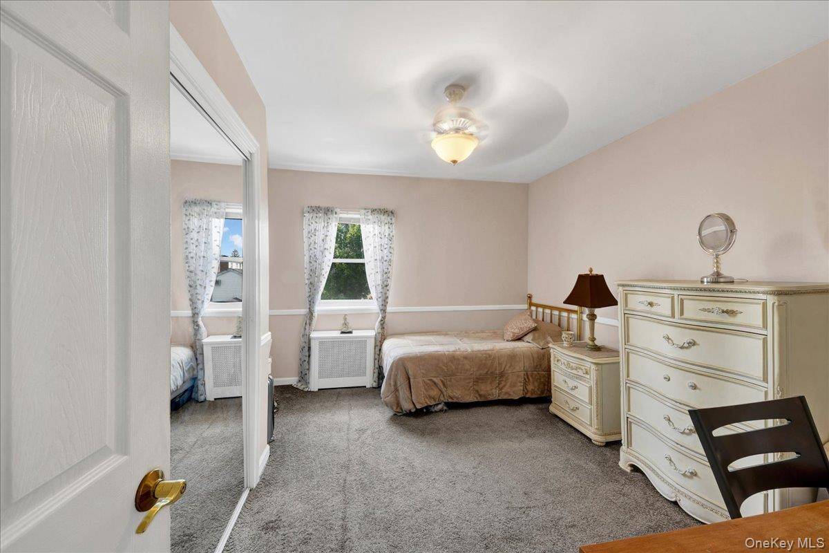 1015 Dean AVE, Bronx, NY 10465