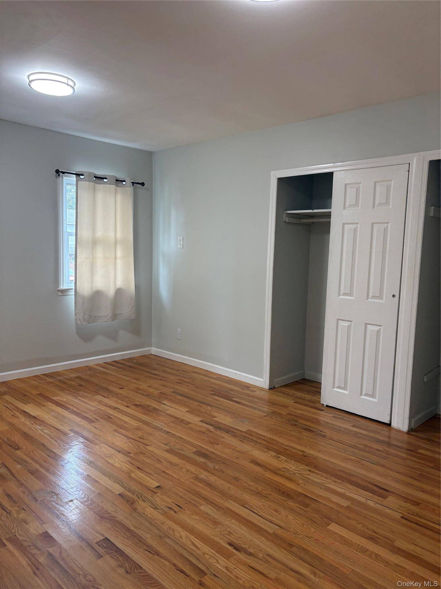 290 Leaf AVE, Central Islip, NY 11722