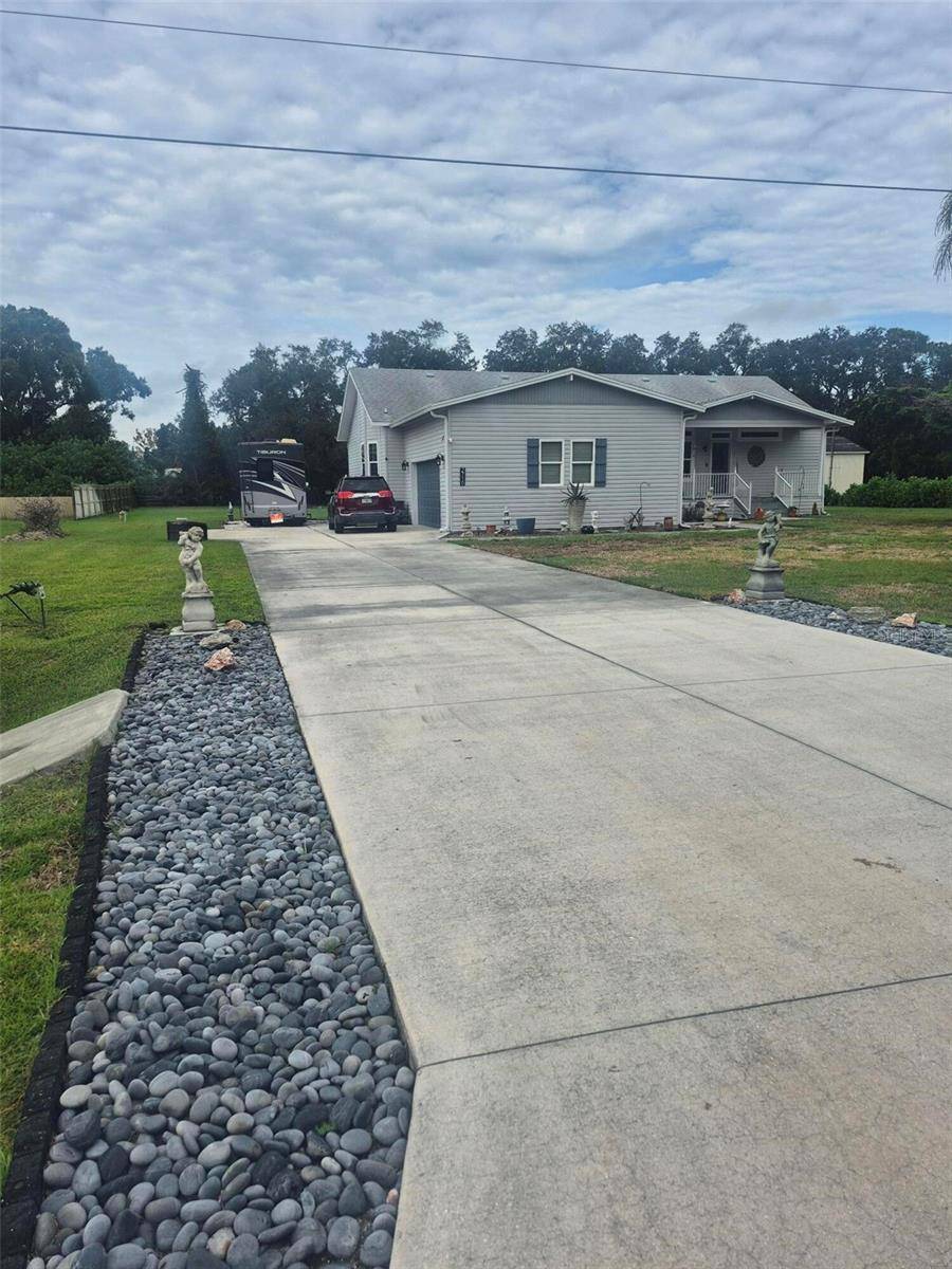2710 61ST ST E, Bradenton, FL 34208