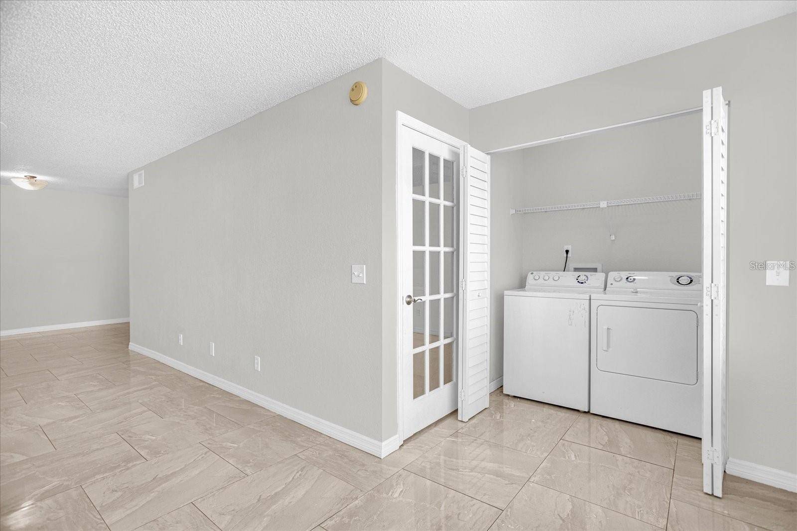 5132 CONROY RD #928, Orlando, FL 32811
