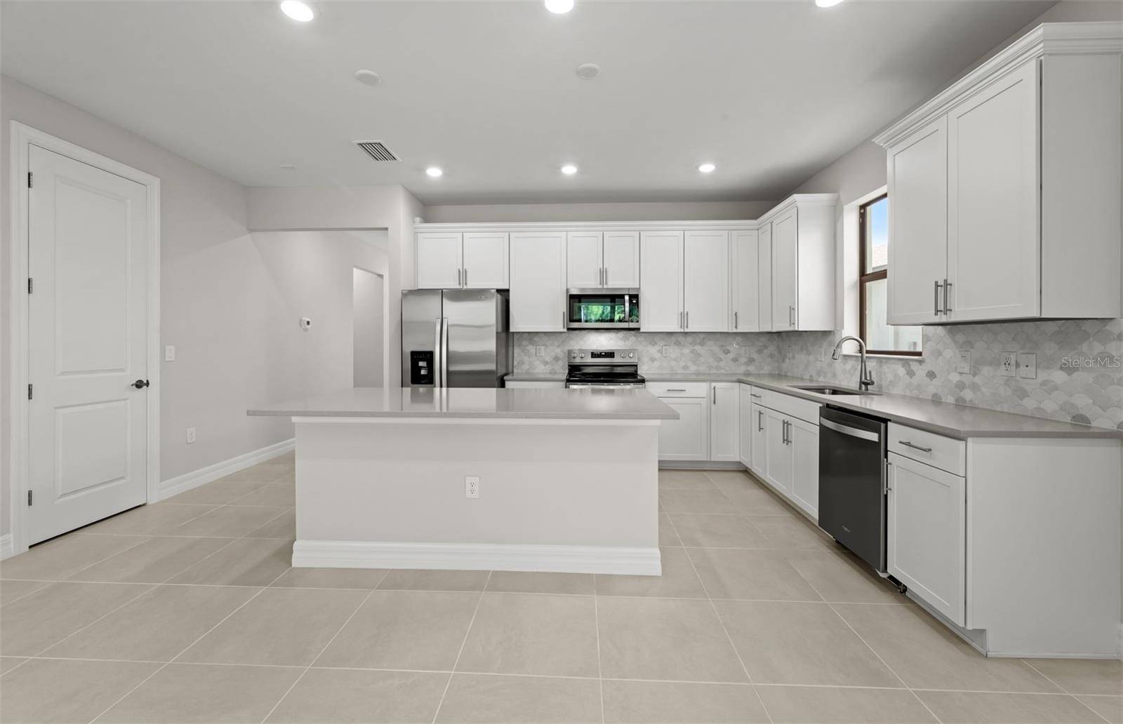 2633 GABEL OAK DR, North Port, FL 34289