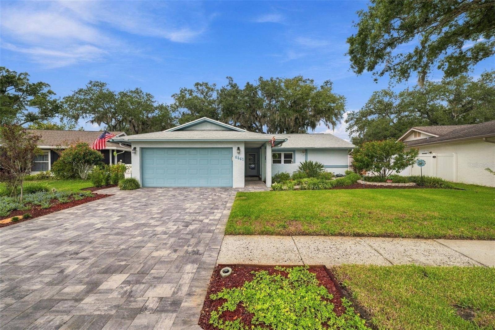 6841 CIRCLECREEK DR, Pinellas Park, FL 33781