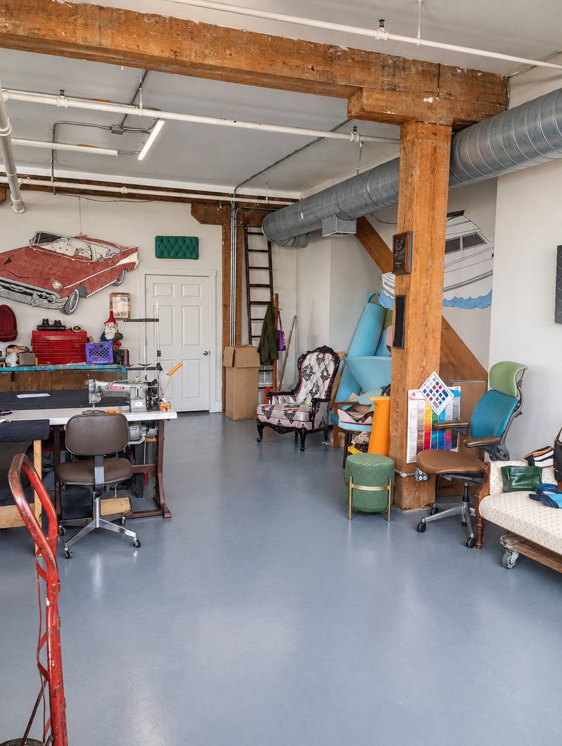 348 N Ashland AVE, Chicago, IL 60607